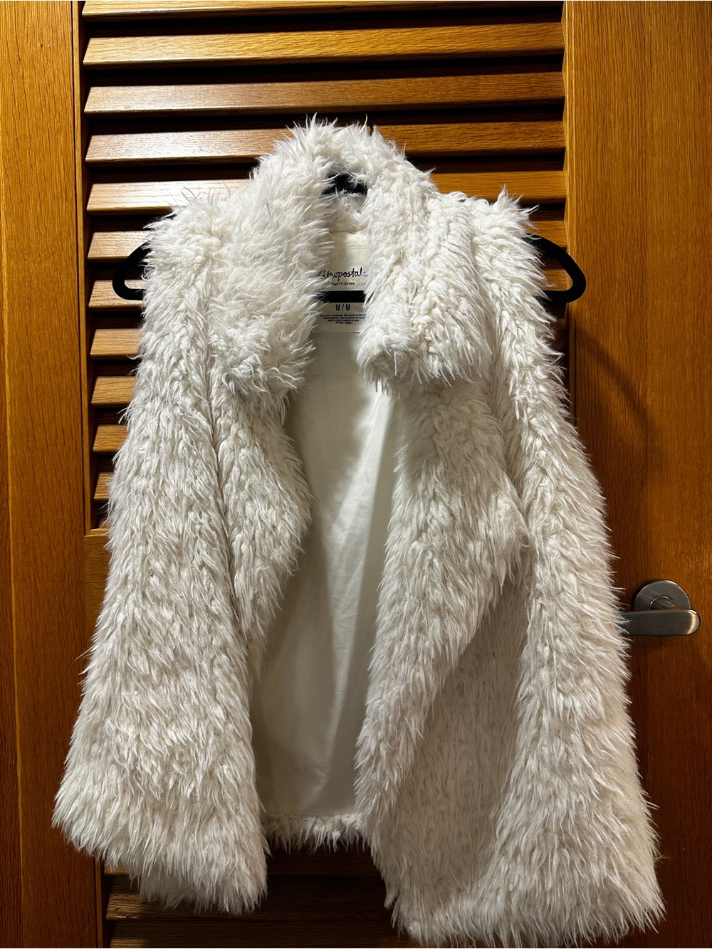 Aeropostale Women's Cream Faux Fur Teddy Jacket